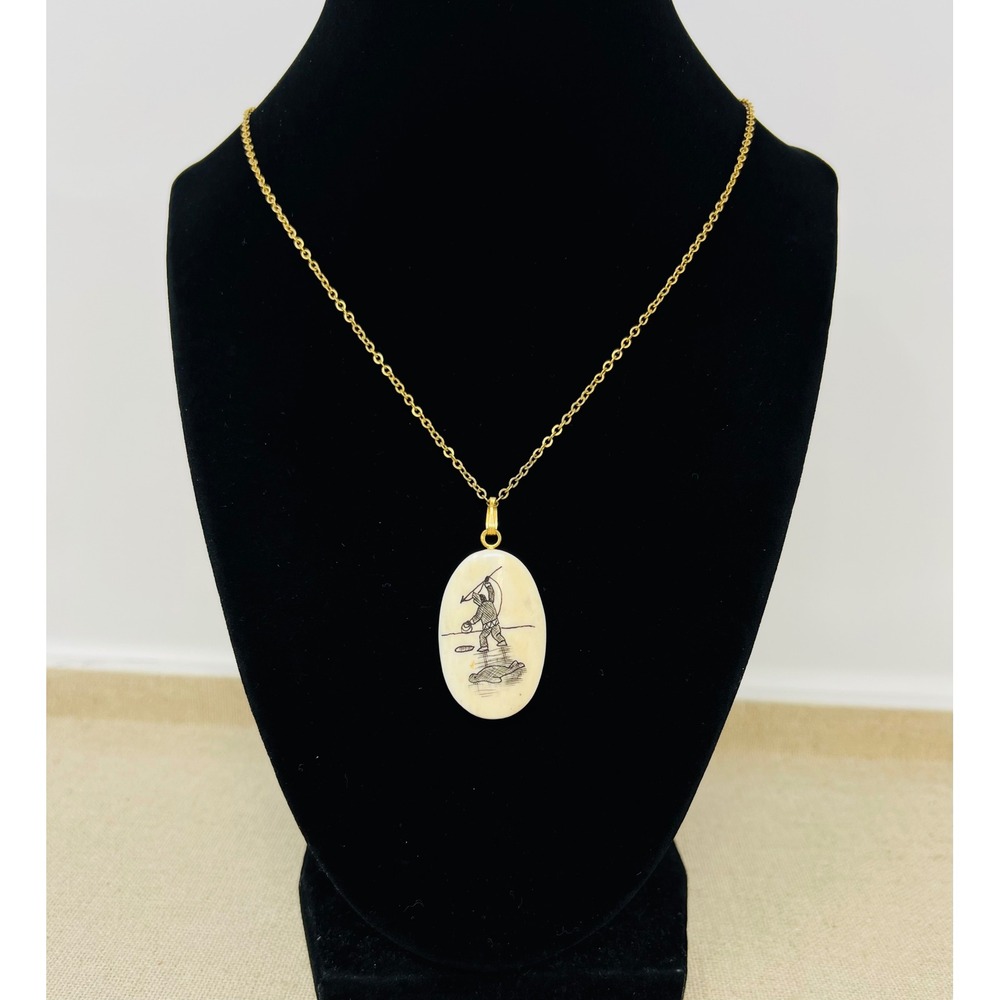 Vintage Scrimshaw Pendant Necklace Inuit Hunter Seal Etched Gold Tone Chain